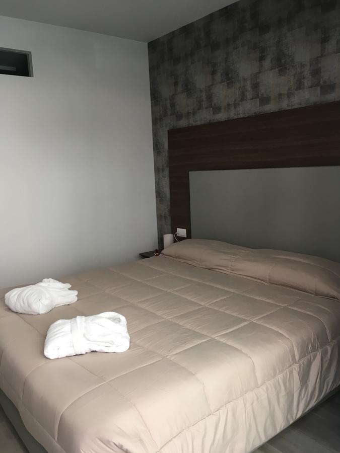 8room Hotel Catania