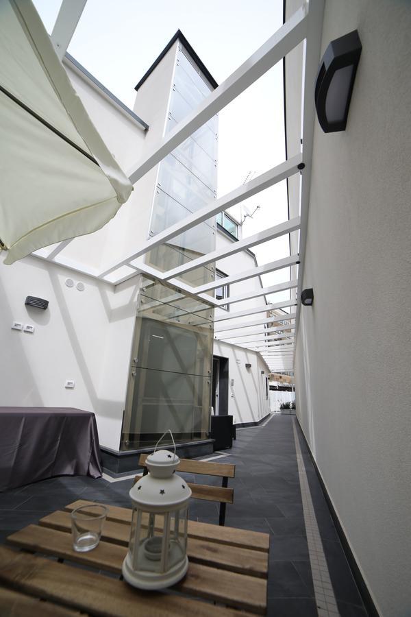 8room Hotel Catania